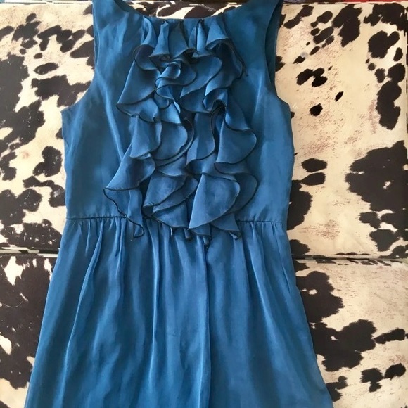 ❤️❤️ Blue Ruffle Knee Length Dress - Picture 3 of 3